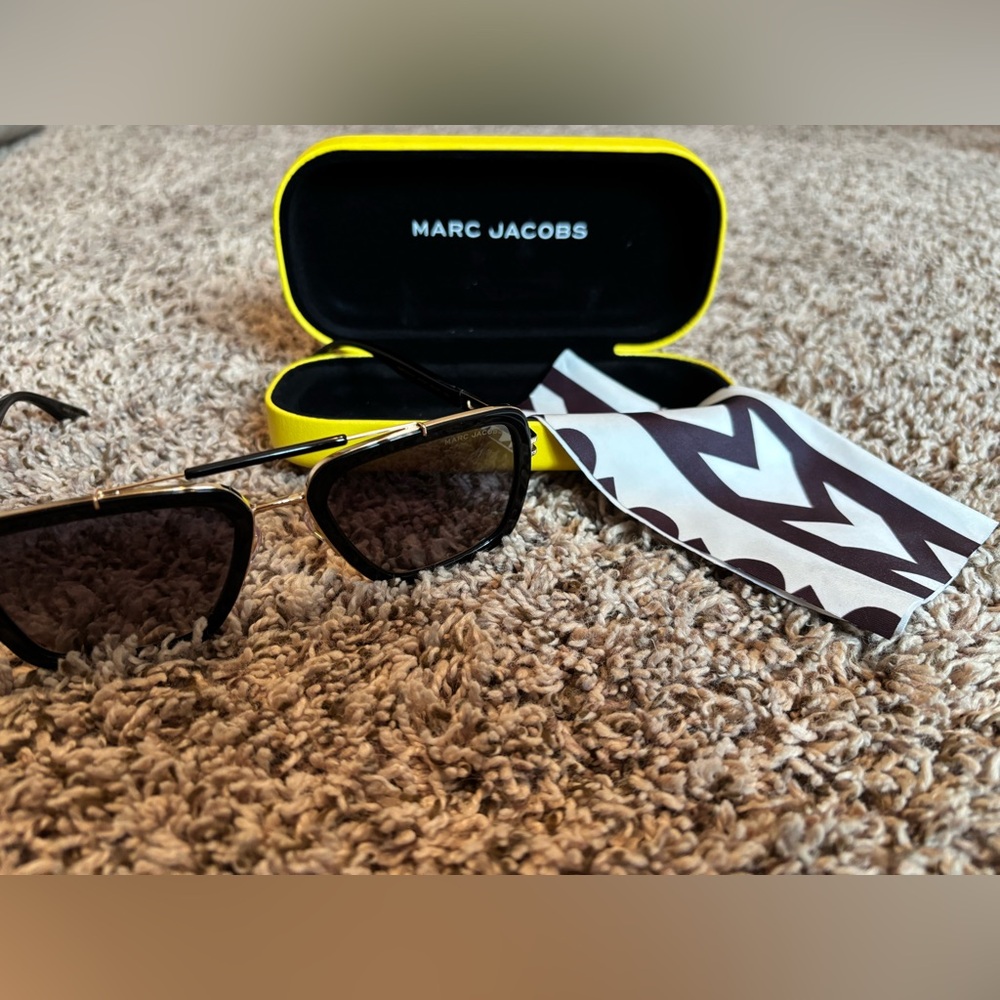 Marc Jacobs Black Sunglasses with Vibrant Yellow Case